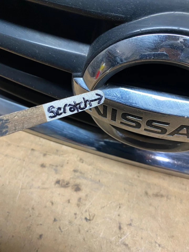 2012 to 2014 Nissan Versa Sedan Front Upper Grill Grille Oem R0180 DG - Image 4 of 4