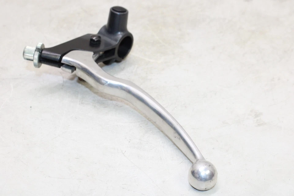 2009 Suzuki GS500F OEM CLUTCH PERCH MOUNT WITH LEVER - Image 4 of 4