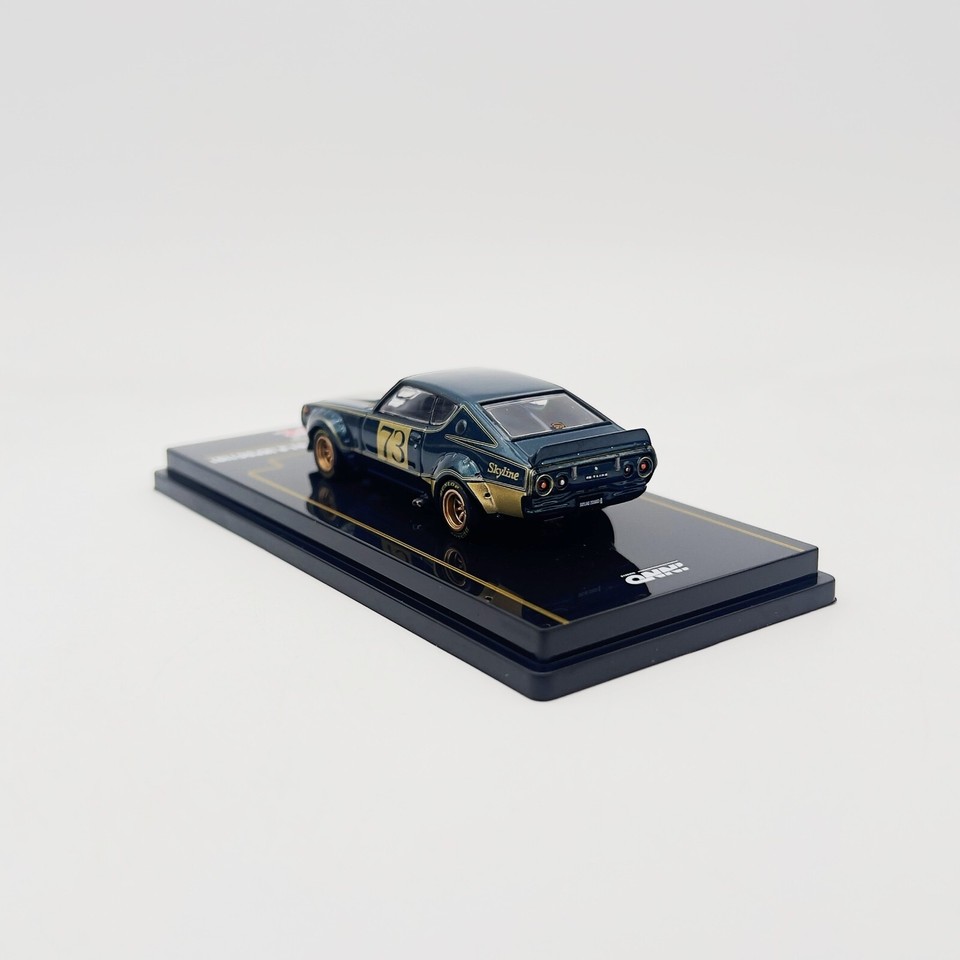 Ignition Model 1:18 Nissan Skyline 2000 GT-R (KPGC110) in Red - Model
