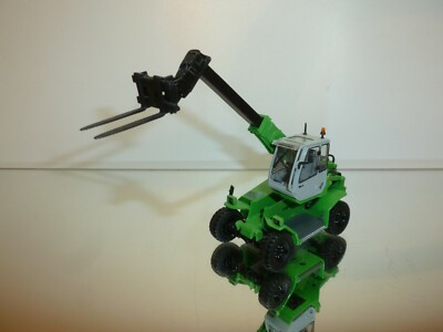 BRAMI SENNEBOGEN 305 MULTIHANDLER GREEN LINE - GREEN 1:50 - VERY GOOD CONDITION