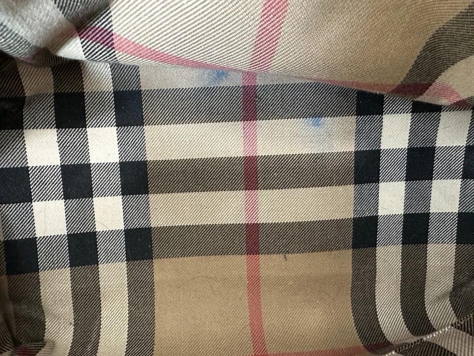 Bolso Burberry usado con amor Foto 2 de 4