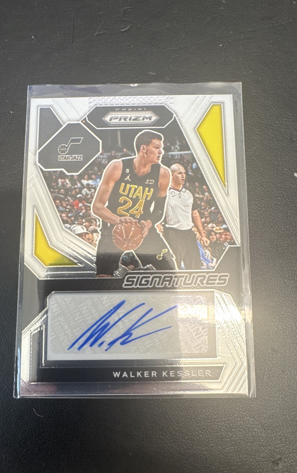 2023-24 Panini Prizm - Signatures Walker Kessler #SIG-KES (AU)