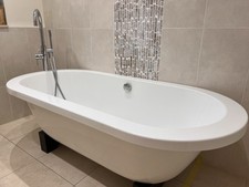 Extra Deep Freestanding Bath In Great Condition 1770mmx820mm external