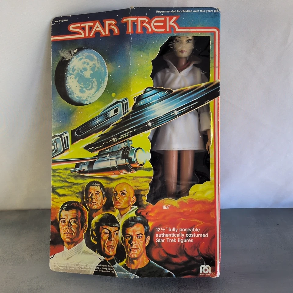 Figura de acción Mego Star Trek 1979 película teniente Llia 12-1/2" con caja Foto 2 de 4