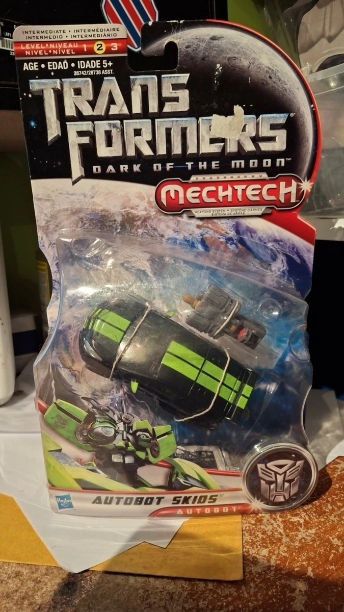 Hasbro Transformers Dark of the Moon MechTech Autobot Skids Figure 2010 Ages 5+