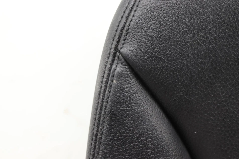 BMW 430I XDRIVE GRAN COUPE - Front Right Upper SEAT Backrest Cushion (Leather) - Image 2 of 4