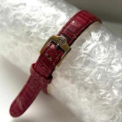 GUCCI 6000.2.L Ladies Quartz Watch White Dial Gold Case Brown