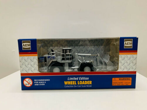 Norscot AEM Limited Edition Wheel Loader Collectible 1:64 Die-Cast Scale Model - Picture 3 of 9