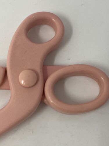 Vintage Little Tikes Beauty Salon Vanity Pink Scissors - Picture 3 of 4