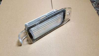 97-01 TOYOTA CAMRY 97 98 avalon 81271-AA010 lens LICENSE PLATE