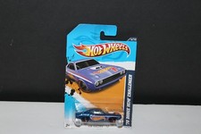HOT WHEELS 70' DODGE HEMI CHALLENGER HW RACING '12  in CARD