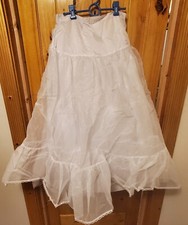 Merry Modes Style 5627 Bridal Gown A-Line Slip Petticoat Medium New