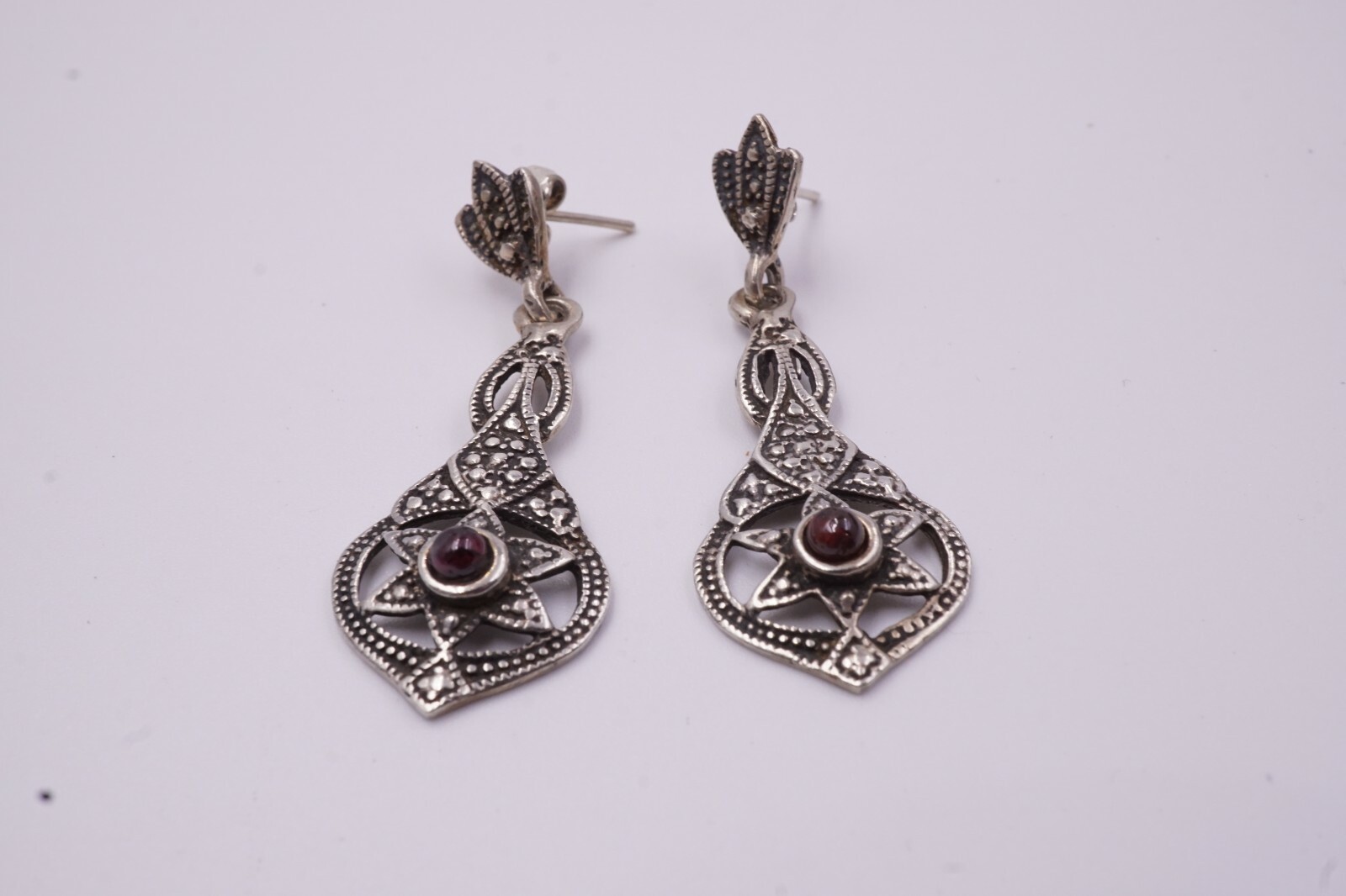 Sterling Silver Garnet Dangling Stud  Earrings 6.… - image 3