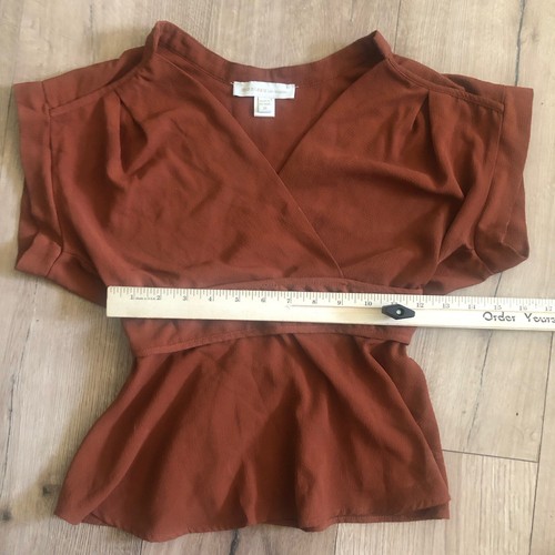 Monteau Los Angeles Blouse Sleeveless Sz M Burnt Orange V Neck - Picture 5 of 10