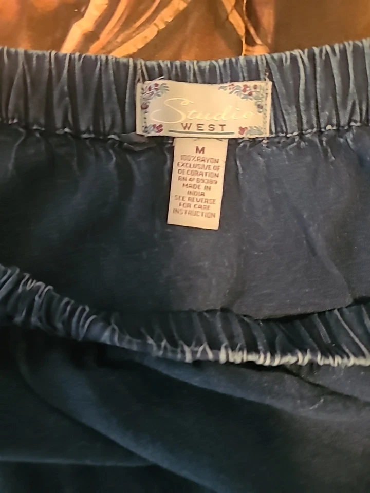 Maxi Falda Denim Pull On Elástica Talla Mediana Studio West Foto 4 de 4