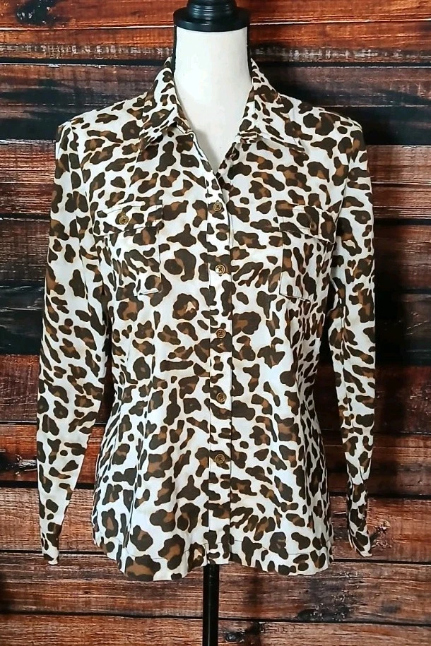 Jones New York Signature Blouse Large Petite PL Cotton Leopard Button Up Top - Image 4 of 4
