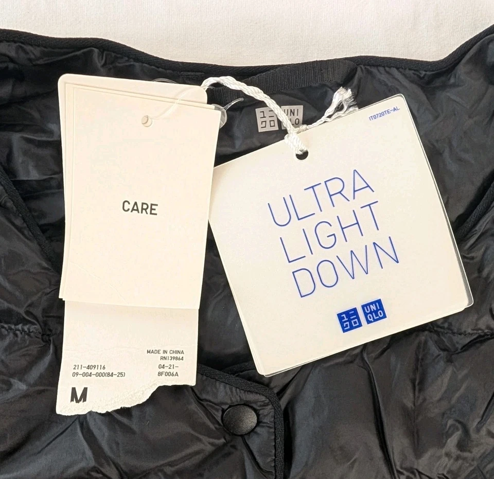 Chaqueta acolchada negra ultra ligera UNIQLO para mujer mediana nueva con etiquetas Foto 4 de 4