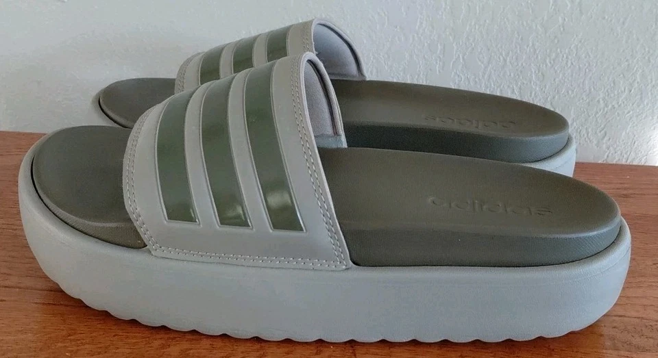 Sandalia Adidas Adilette Plataforma Deslizable Para Mujer Talla 8 Verde Oliva Ejército Foto 3 de 4
