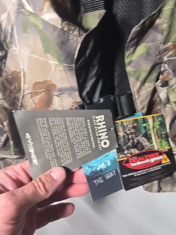 NWT Whitewater Mens Vest Med/L Forest Camo Hunting Adjustable Outdoors Hiking - Image 3 of 4