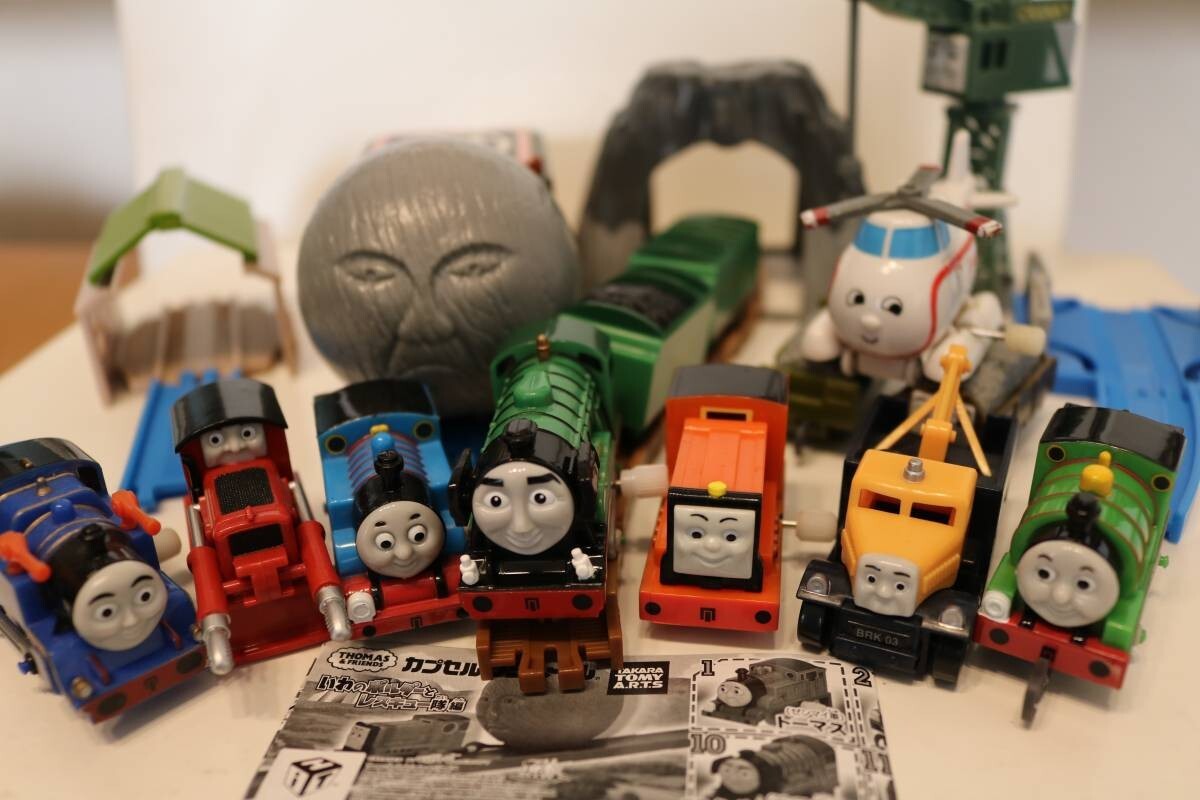 トーマス　ブリングス 612jVWr0SlL.jpg_BO30,255,255,