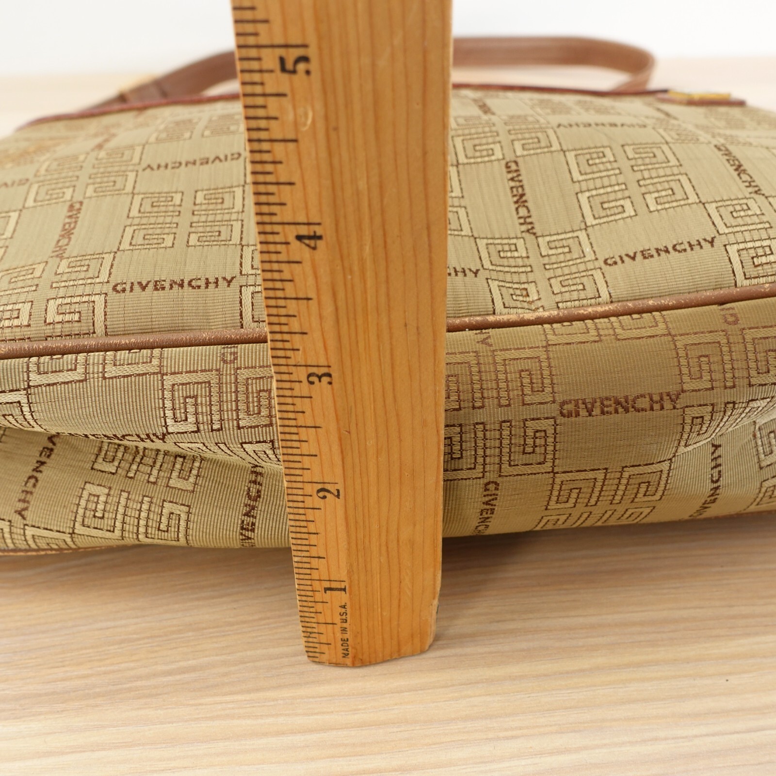Vintage GIVENCHY Shoulder Bag Tan Beige 4G Logo Monogram French Luxury image 8