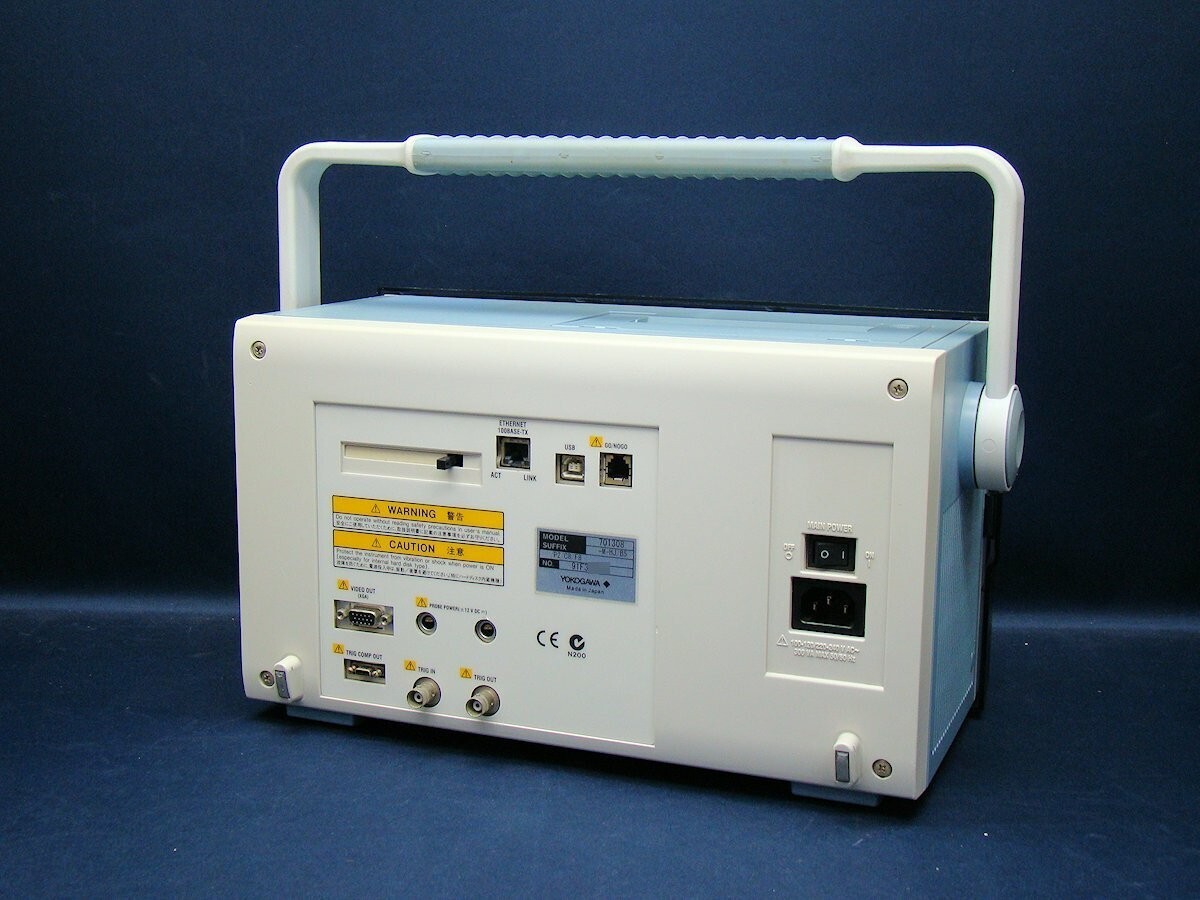 YOKOGAWA DL9040L 701308 7013-08 DC 500MHz 5GS/s Used Japan YOKOGAWA DL9040L 701308 7013-08 DC 500MHz 5GS/s Used Japan