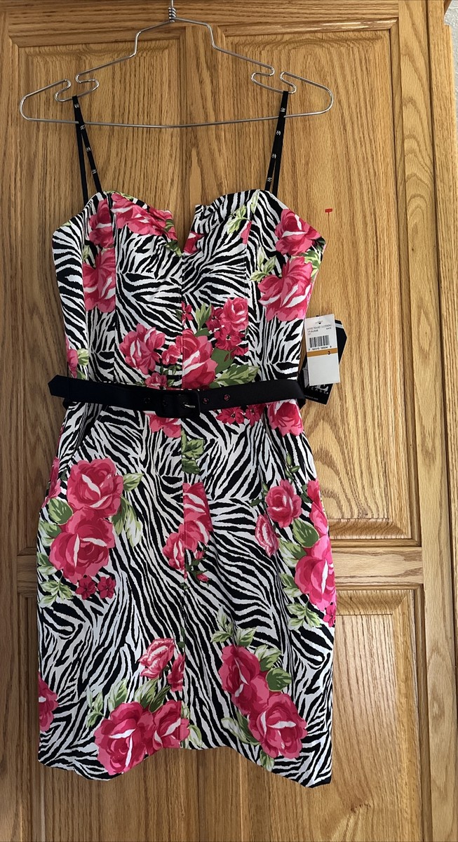 zebra print dress with pink belt Bailey! Wouldn't this be great for your party!!! Pink zebra party dress