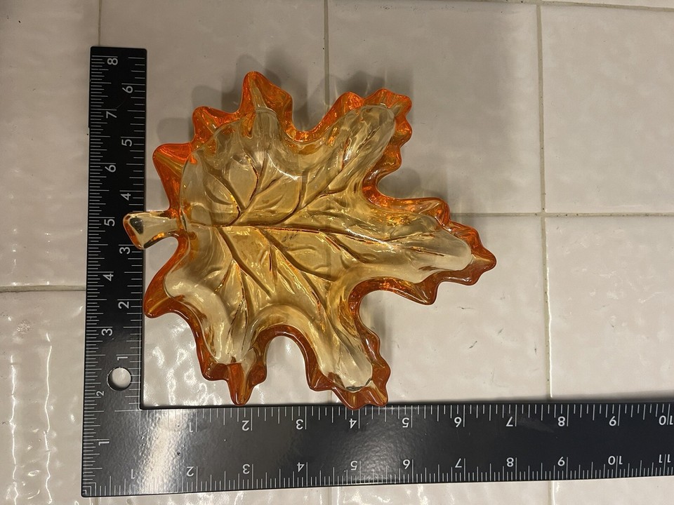 GLASS MAPLE LEAF DISH WITH ORANGE HUE | eBay