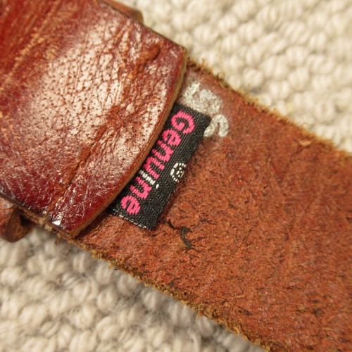 Cinturón de cuero Volcom Geniune talla 26 pequeño marrón liso jeans grueso vintage 7460 - Imagen 7 de 12