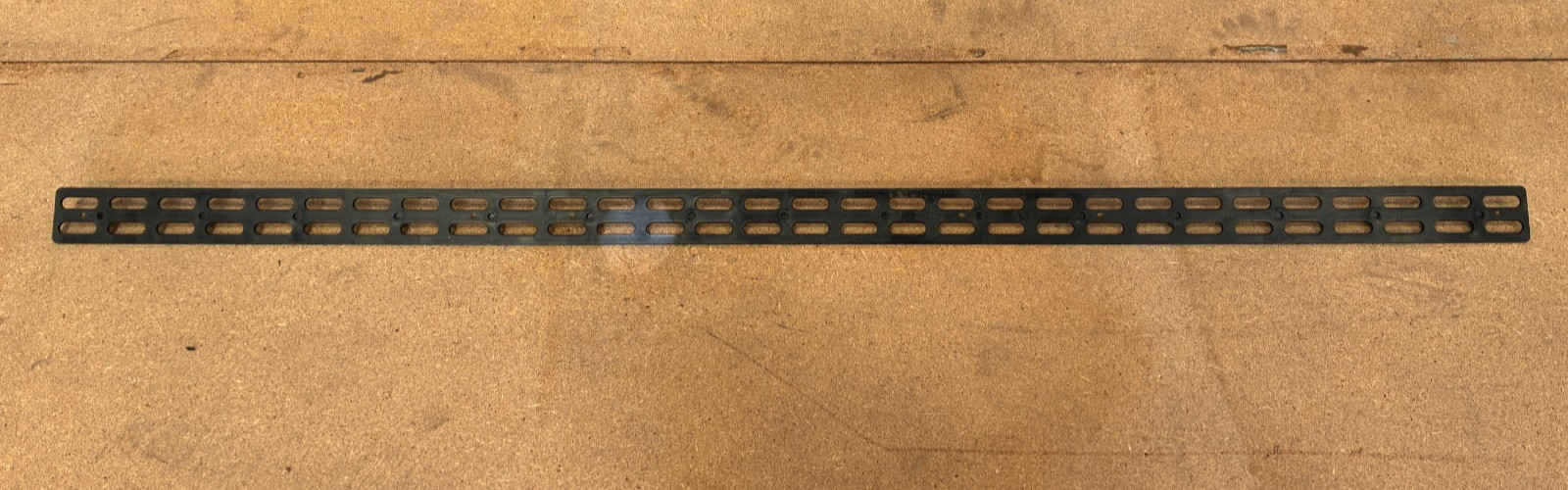 OKE4370-034 Clip-Fix Strip 1.2m Retainer Panels Box 40 furniture clips £50+vat