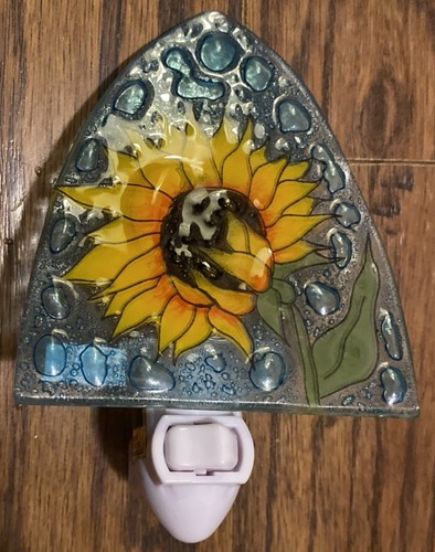 Sunflower Night Light Recycled Glass Soft Night Light Bedroom Stained Glass EUC