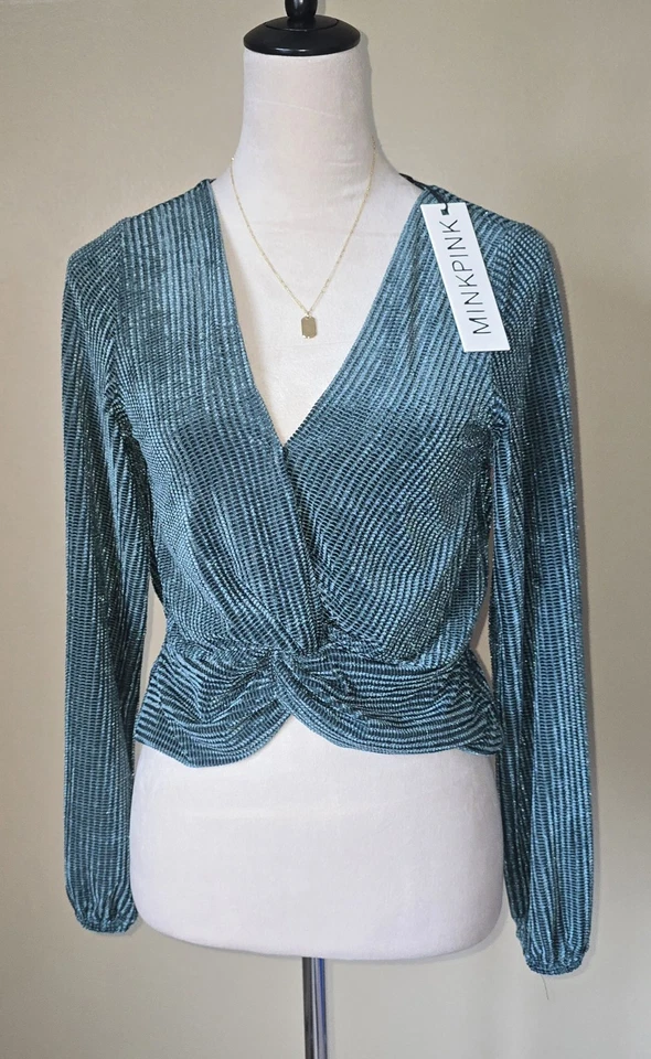 NWT MINKPINK Kendra Knot Twist Front Top Size M Soft Emerald Green, Casual Chic  - Image 3 of 4