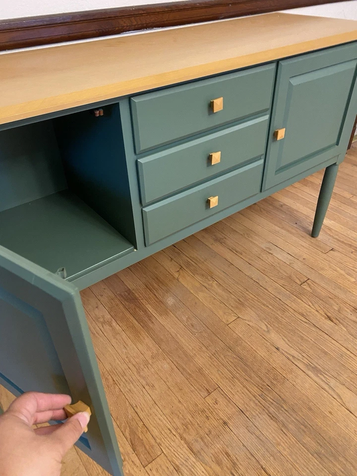 Зеленый клатч Ethan Allen (отсутствует насадка на верхнюю полку) - Изображение 2 из 4