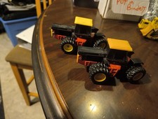 Ertl Scale Models 1/32 Versatile 936  836 Desig Dual Wheel Tractor