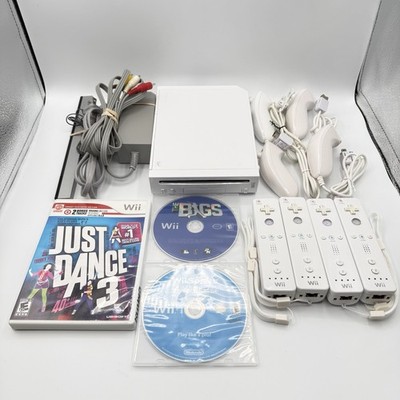 Nintendo Wii Just Dance + Wii Sports Console 4 Controllers Bundle Tested