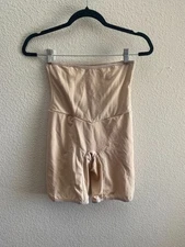 EUC Flexees Maidenform Shapewear Slimmer Bottoms Size Large Beige Color