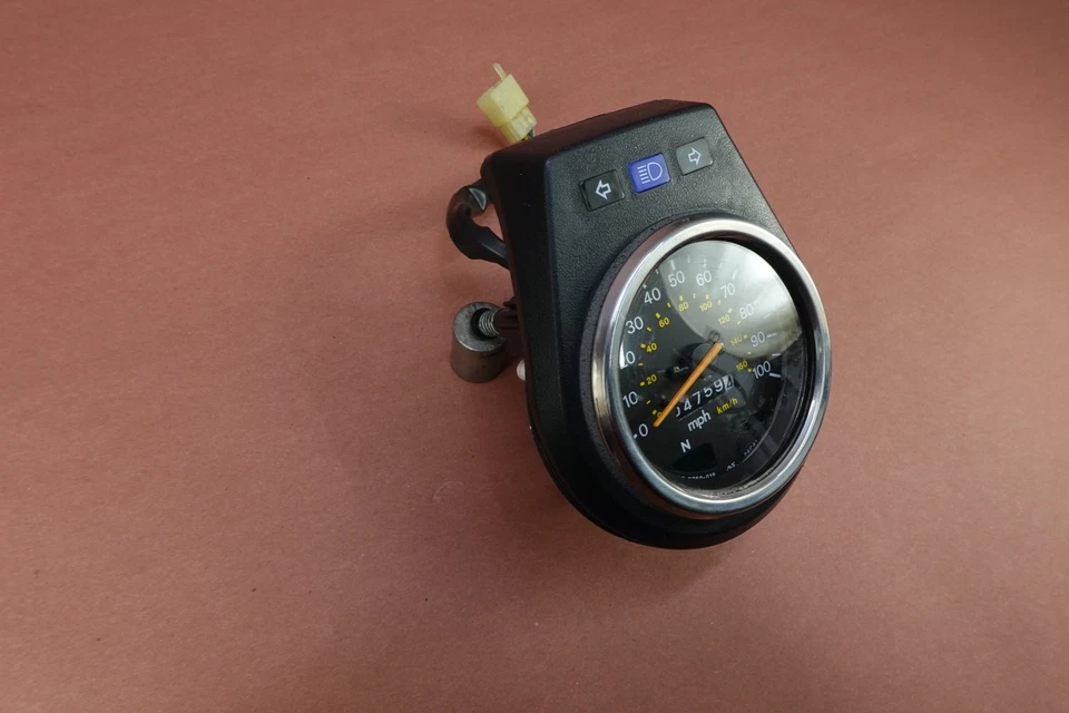 2014 07-16 Suzuki LS650 Boulevard S40 medidor velocímetro tach - Imagem 3 de 4