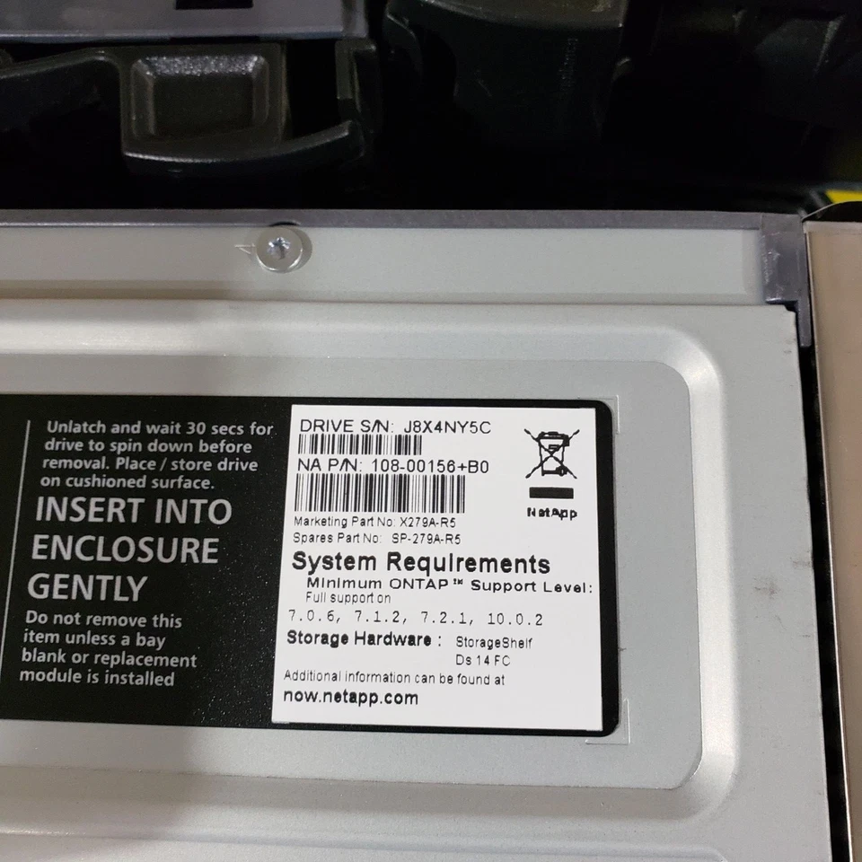 NETAPP 300F 300GB 15K FC X279A-R5 108-00156+B0 HARD DRIVE for DS14 MK4  - Image 2 of 2