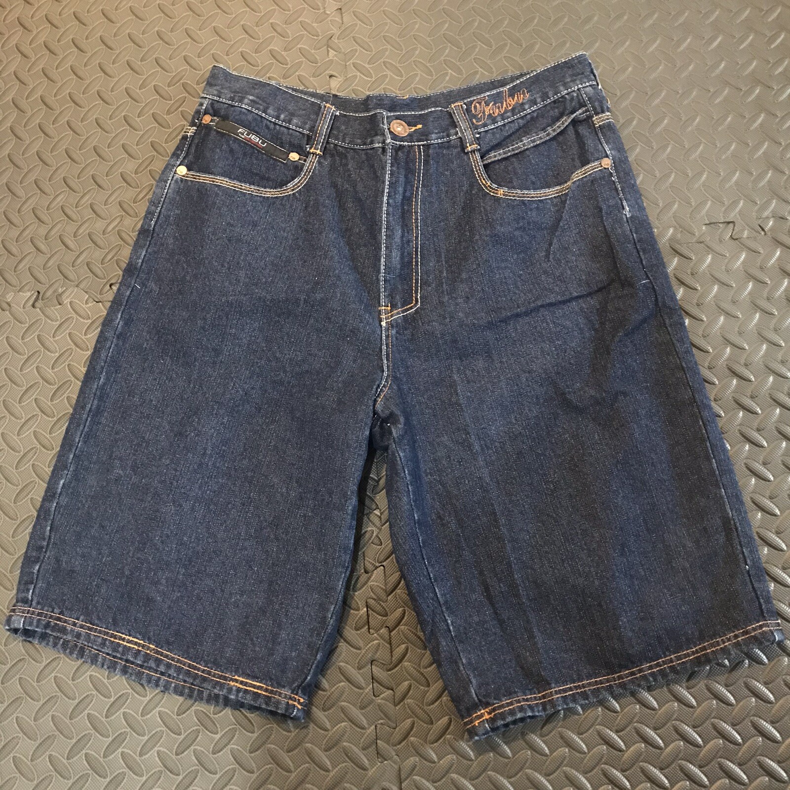 FUBU The Collection Men’s Denim Shorts Size 36 Gem