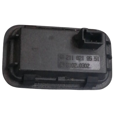 2118219551 Tailgate / Trunk / Boot Open Switch Mercedes-Benz ML