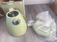 Swan Retro 1.5 Litre Jug Kettle (Model SK19020 In Green) 3000W Fast Boil
