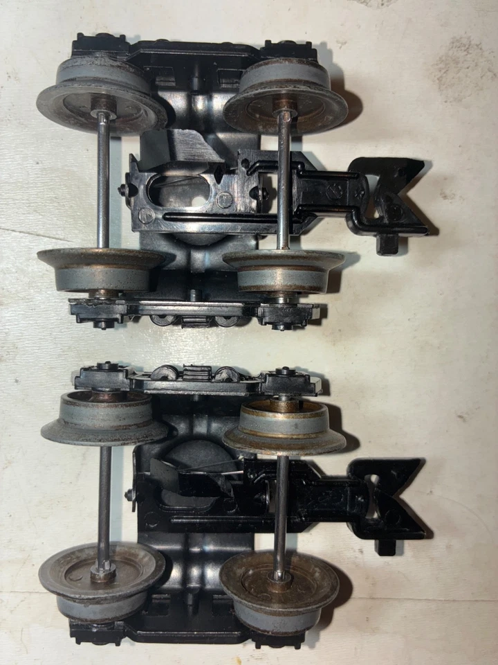 2 Marx train trucks - Image 2 of 4