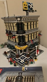 Lego Creator: Grand Emporium (10211) With 2182 Pieces Copy Set *See Description*