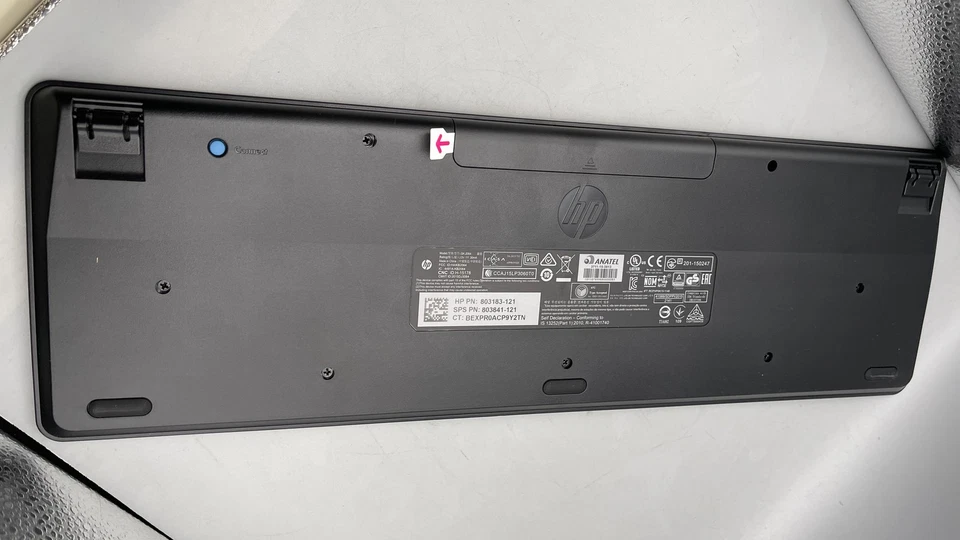 HP 803184-121 Wireless Keyboard and Mouse French/Canadian - Image 3 of 3