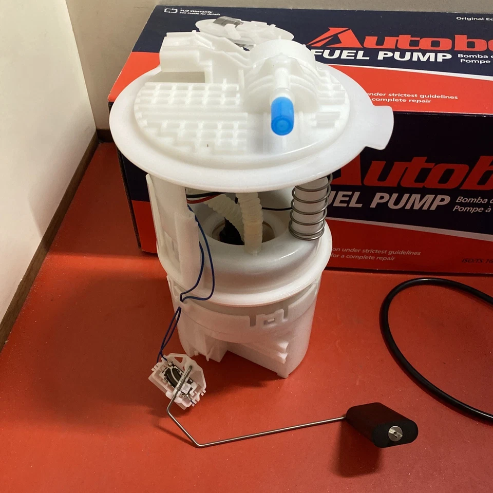 Módulo de bomba de combustible Autobest F3107A para Chrysler Town & Country V6 2005-2007 Foto 2 de 3