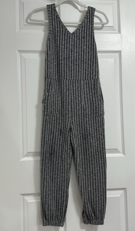 Target Art Class Girls Sleeveless Jumpsuit, Size Large, Color: Grey