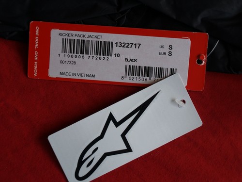 Alpinestars Kicker Pack Lightweight Windproof Waterproof Jacket Black Small NEW - Picture 6 of 6