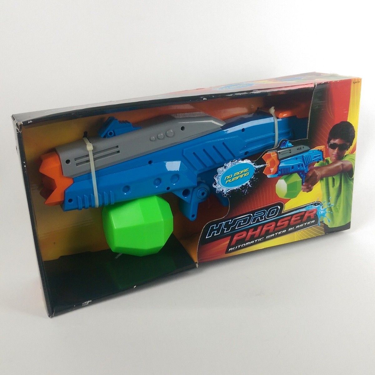 HYDRO PHASER Automatic Water Blaster Gun Battery Operated