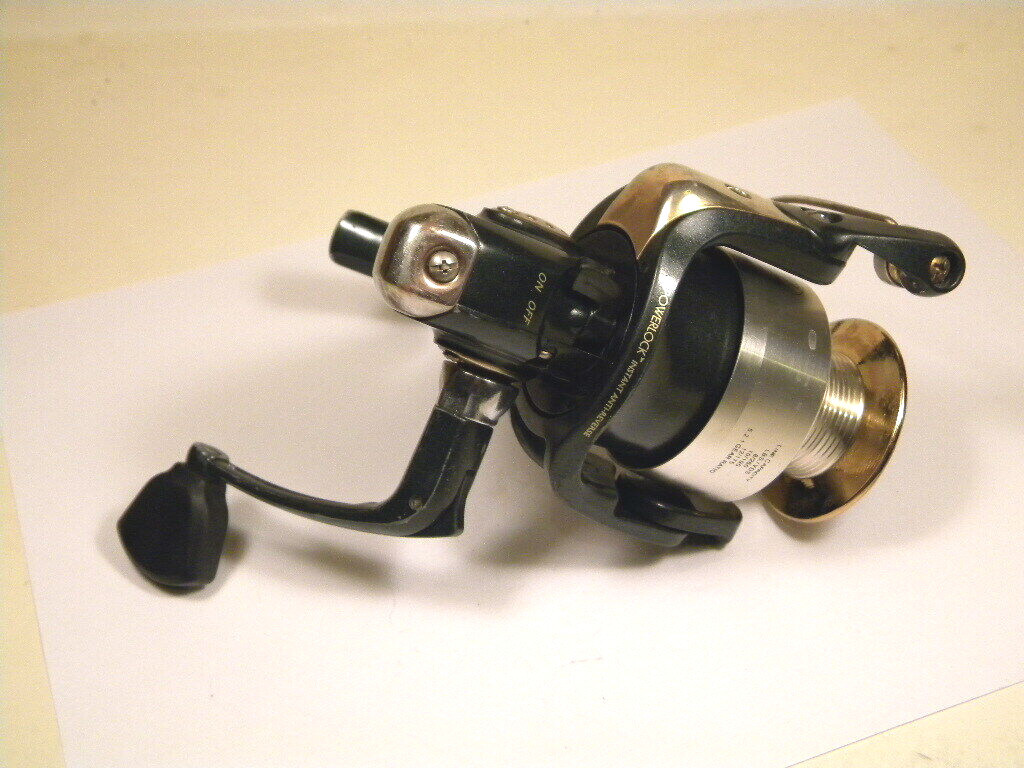 Bass Pro Shops Extreme Metal EXM40FB spinning reel