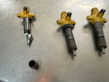 Allis Chalmers 7000 Tractor Injectors (3)